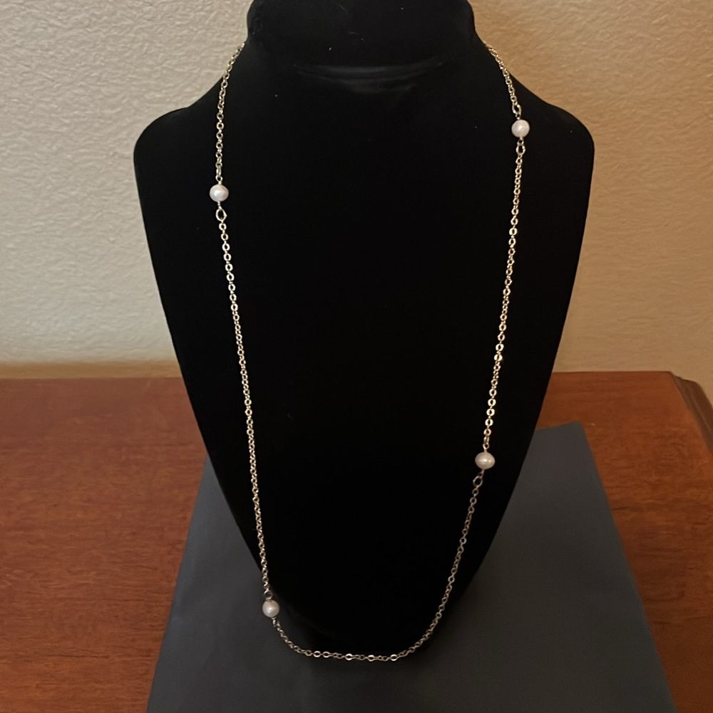 Elegant Gold Plated Pearl Necklace from Talbots. Unusual Two Claw Clasps